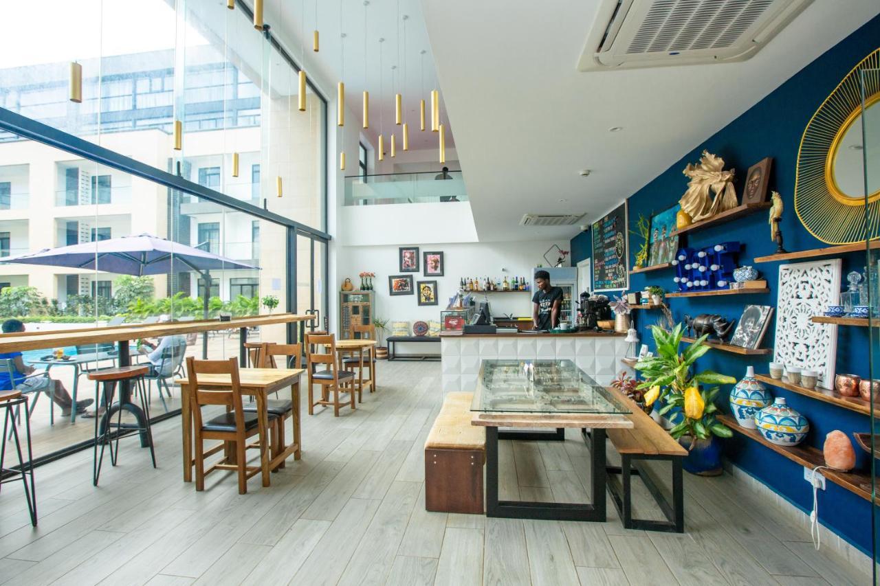 The Gallery Premier Suites Accra Exteriör bild