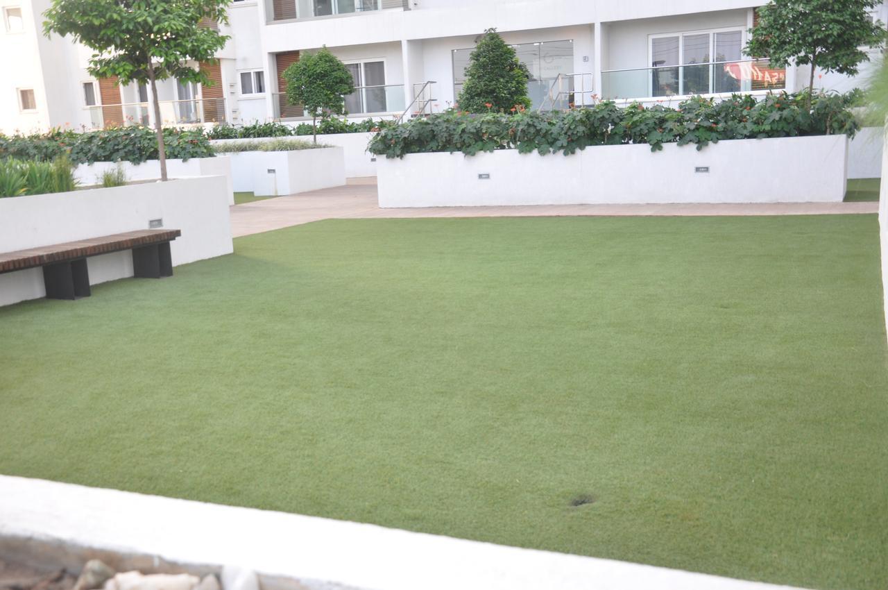 The Gallery Premier Suites Accra Exteriör bild