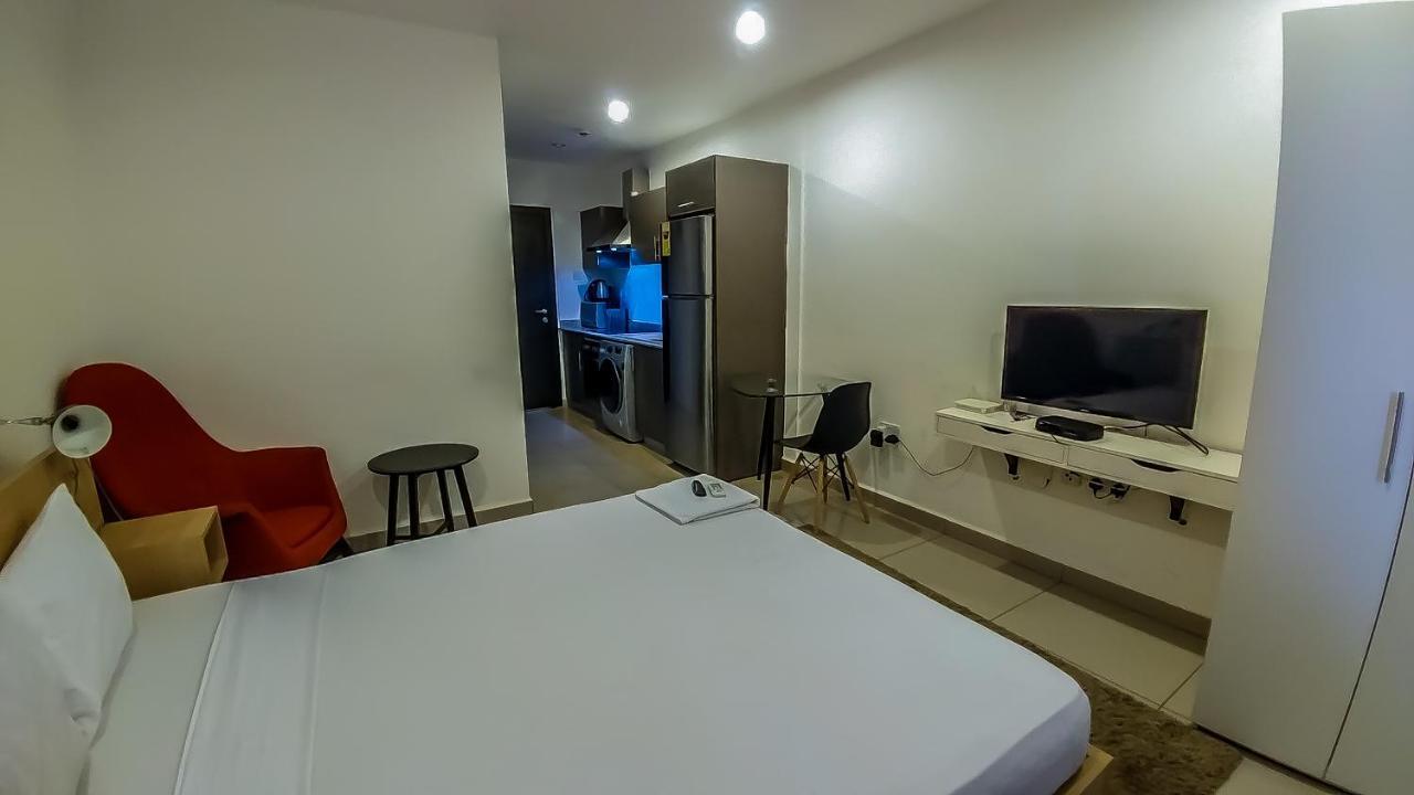 The Gallery Premier Suites Accra Exteriör bild
