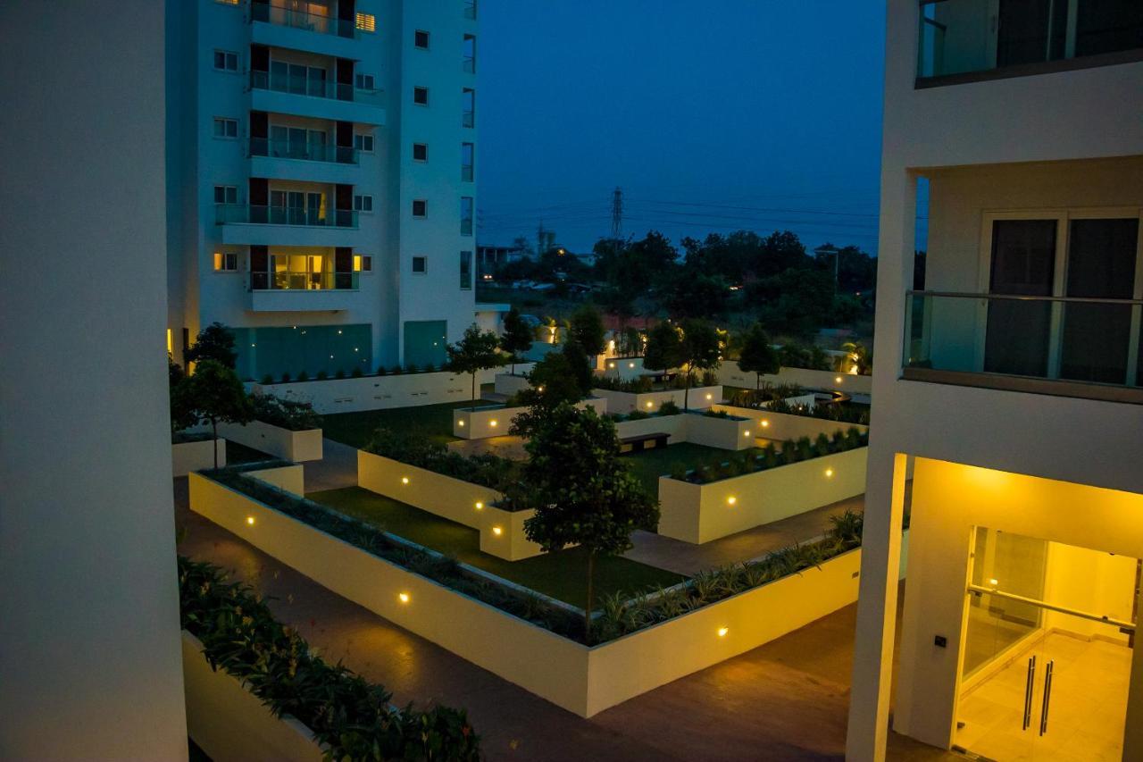 The Gallery Premier Suites Accra Exteriör bild