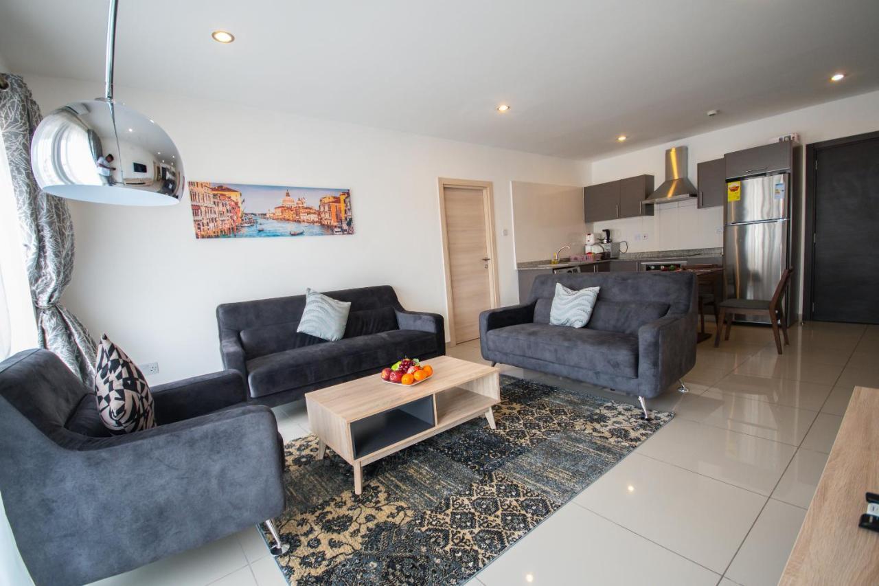 The Gallery Premier Suites Accra Exteriör bild